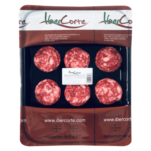 Bandeja de salchichón ibérico loncheada y envasada en atmósfera protectora.<br>Formatos de 500 grs 1 kg y 2 kg