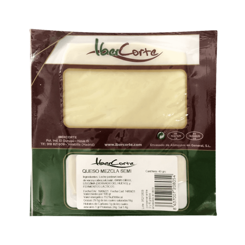 Queso mezcla oveja-vaca en loncha cuadrada y envasado al vacío en sobres de 40 gramos